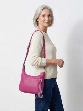 BRIGHTON Baby Barbados Zip Top Hobo, Bright Fuschia Pink Excellent Condition!.